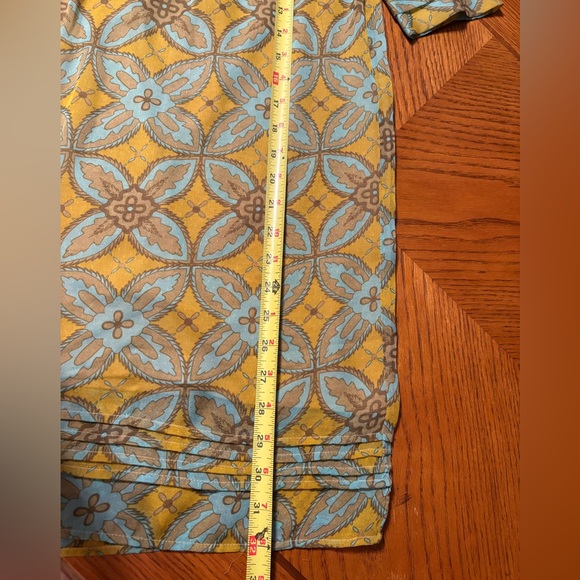 Chic print Mini Dress in Green and Yellow size medium - Picture 4 of 8